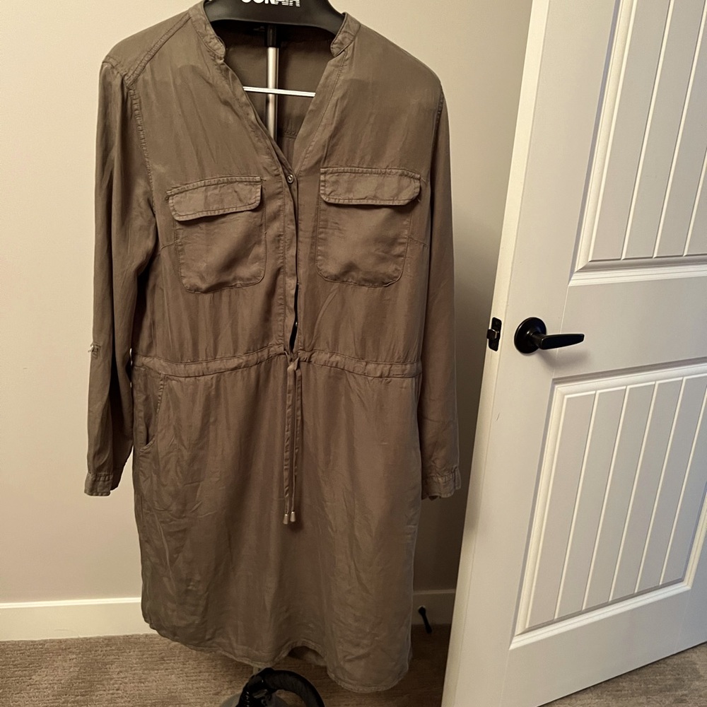Khaki colour dress